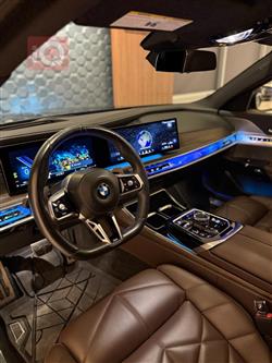 بي ام دبليو الفئة 7